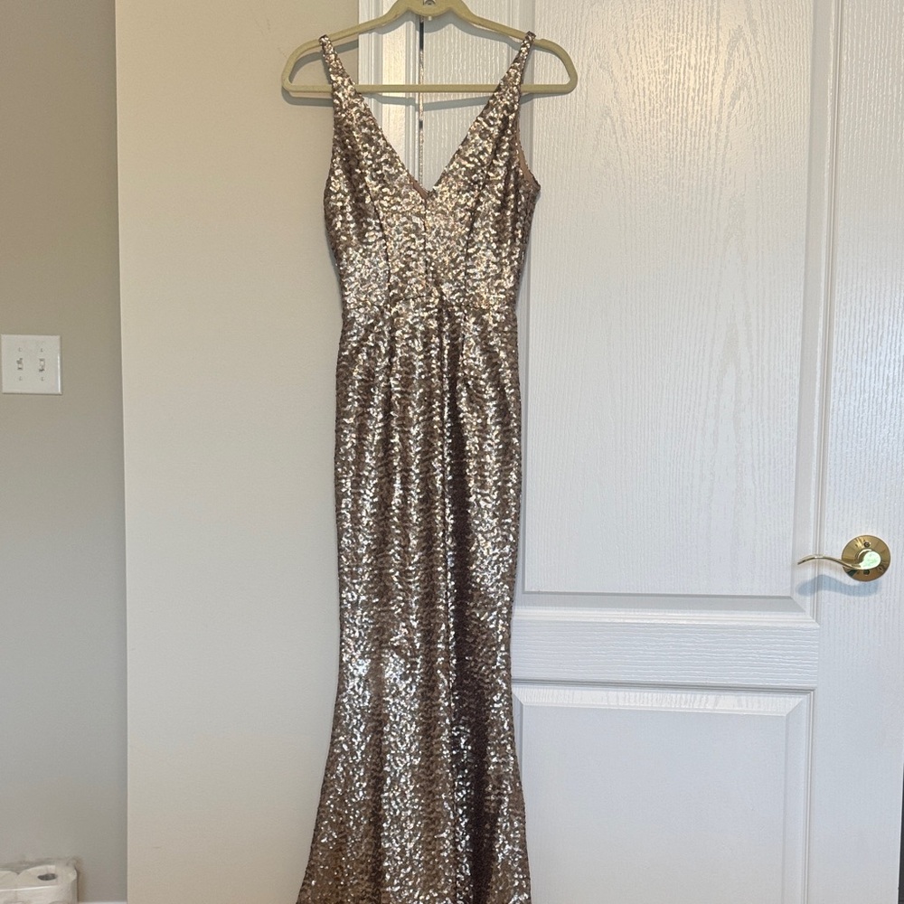 Elegant Gold Sequin Gown